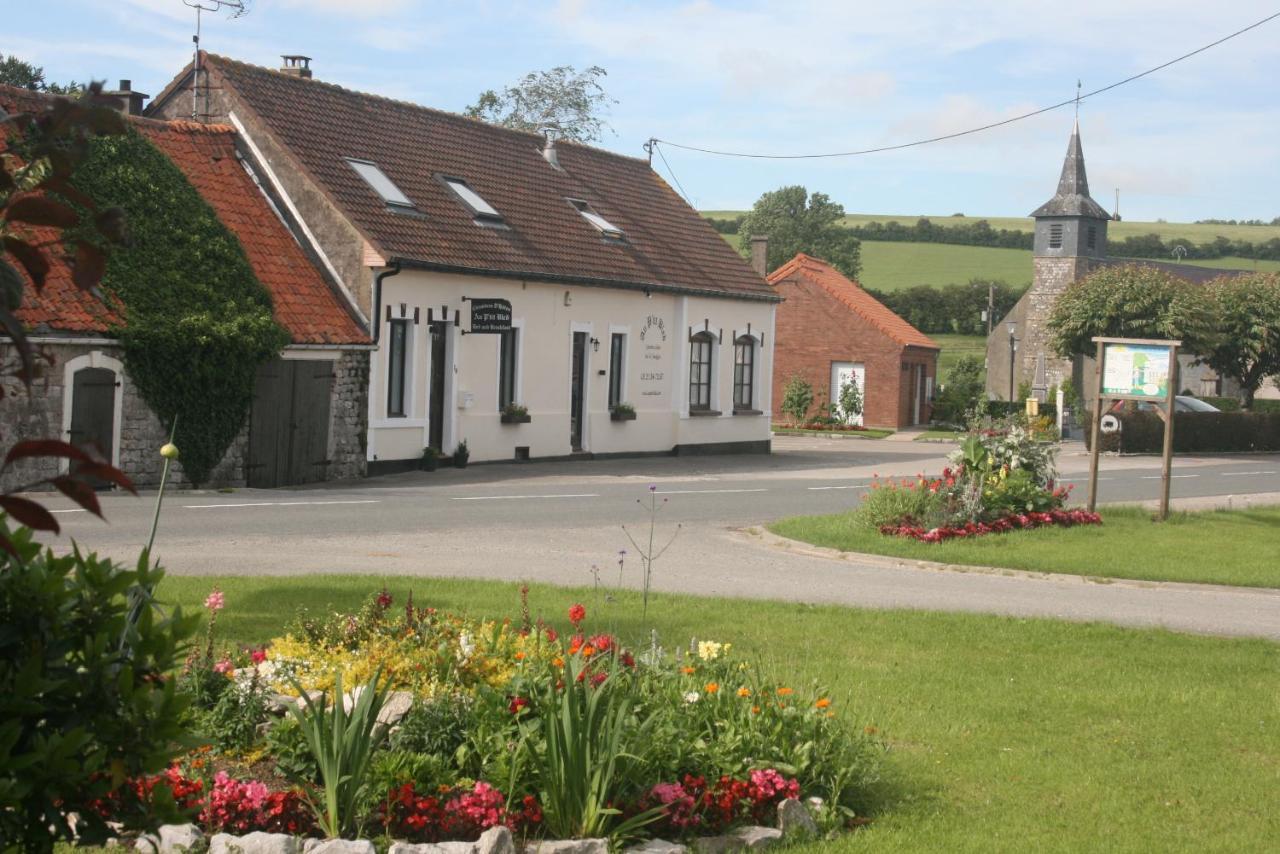 Bed and Breakfast Au Petit Bled Hermelinghen Exterior foto